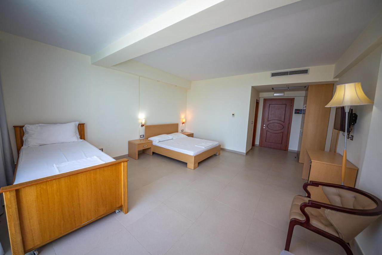 Hotel Borshi Exteriér fotografie