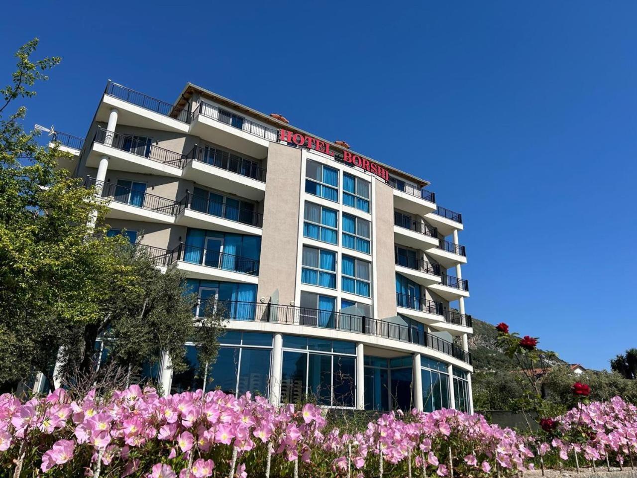Hotel Borshi Exteriér fotografie