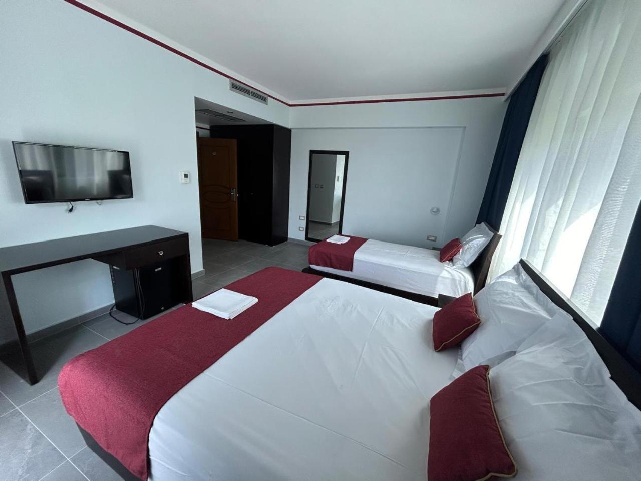 Hotel Borshi Exteriér fotografie