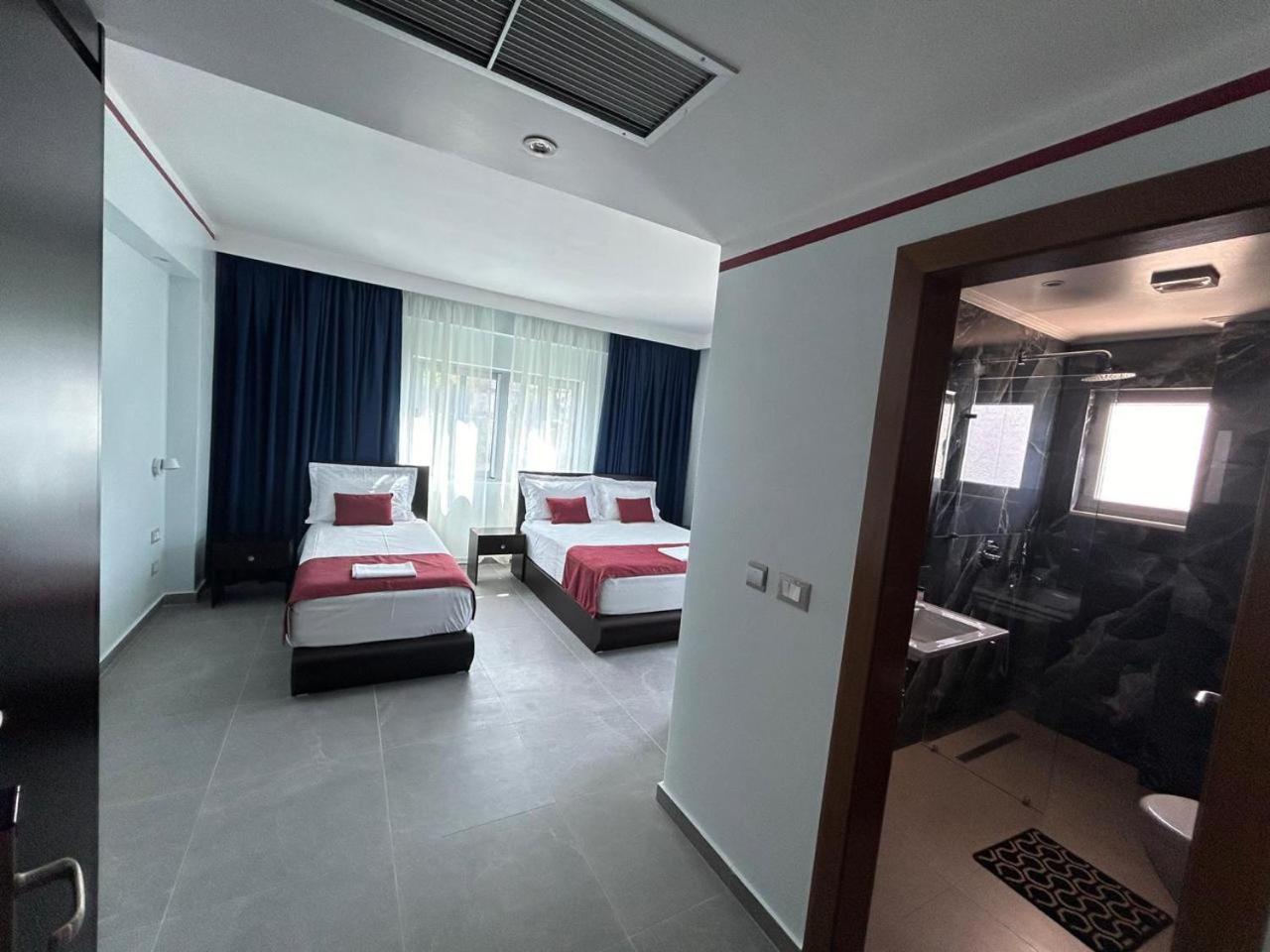 Hotel Borshi Exteriér fotografie