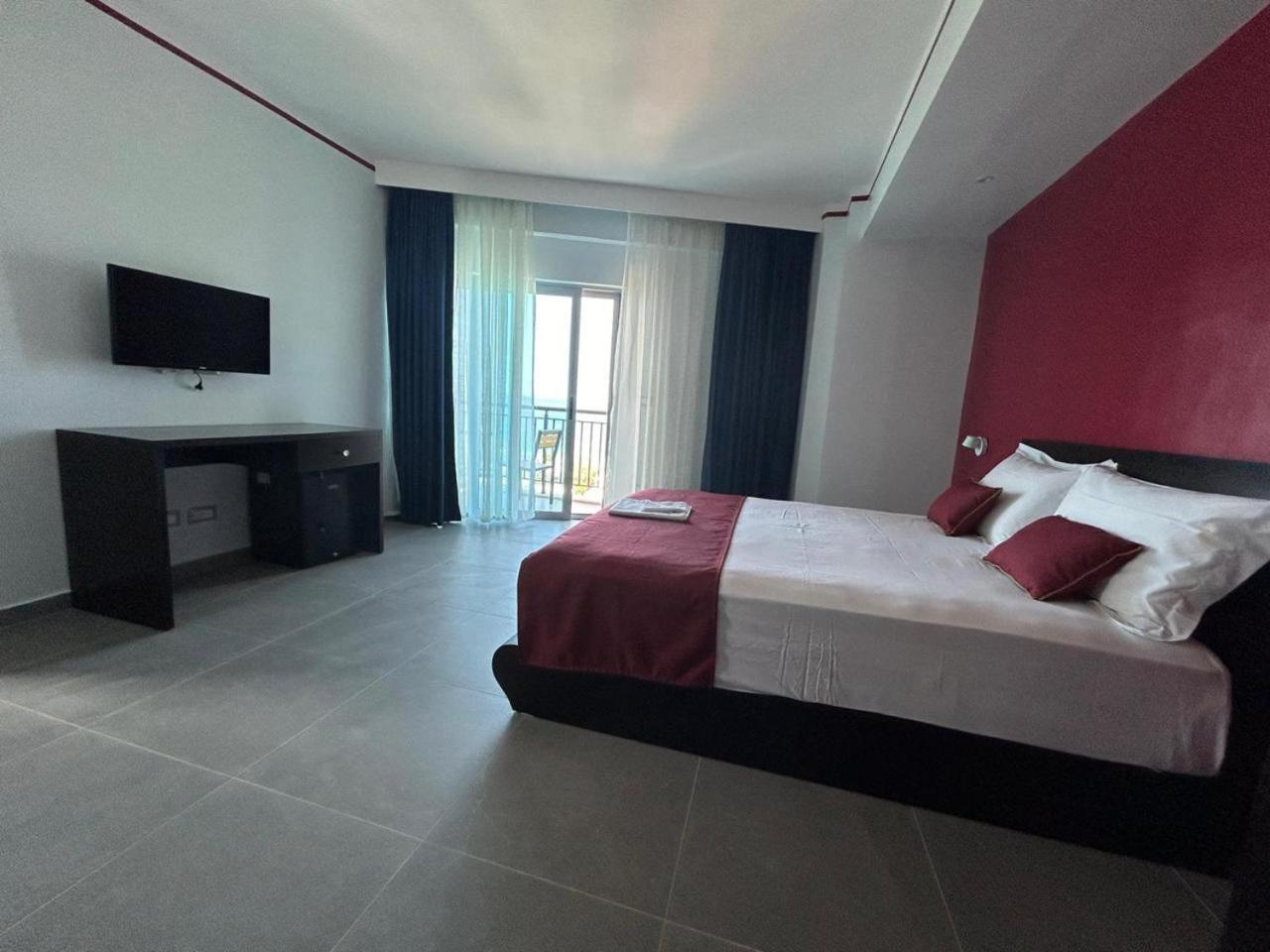 Hotel Borshi Exteriér fotografie