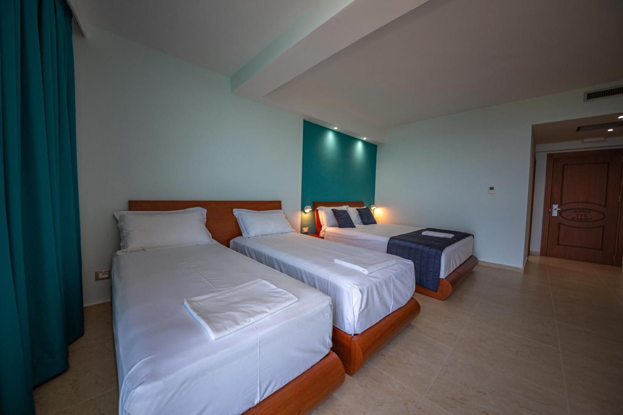 Hotel Borshi Pokoj fotografie
